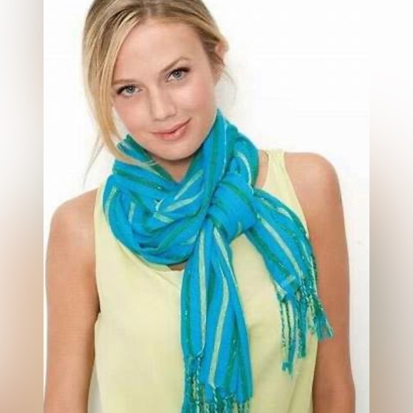 Womens Create A Spark Scarf, New In Original Packaging - Picture 2 of 6